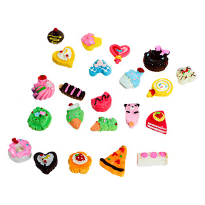 เค้กเรซิ่นจิ๋วและขนมหวาน 3 มิติ DIY อุปกรณ์ตกแต่งเครื่องประดับสำหรับเคสโทรศัพท์ กิ๊บติดผม กล่องดินสอ ของตกแต่ง - Product Image 1
