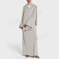 Nouvel ensemble coordonné musulman chic en lin gris clair, tunique à col en V et manches larges, jupe longue fluide, tenue de détente islamique modeste