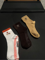 Chaussettes de Pilates respirantes de haute qualité POPSOX avec logo antidérapant personnalisé pour le yoga et la barre pour femmes