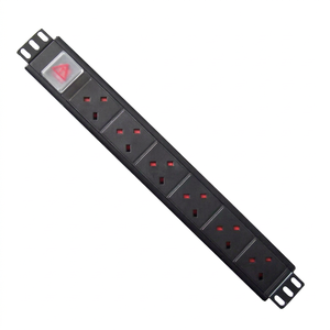 PDU de 6 Tomas de 13A de Aleación de Aluminio para Reino Unido, Tomas de 135 Grados, Montaje en Rack de 1.5U con Interruptor de Encendido/Apagado - Product Image 1