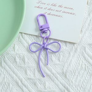 Llavero con Colgante de Aleación de Zinc con Lazo de Dibujos Animados para Niña, Colgantes Creativos y Personalizados para Bolsos y Accesorios para Automóviles - Product Image 4