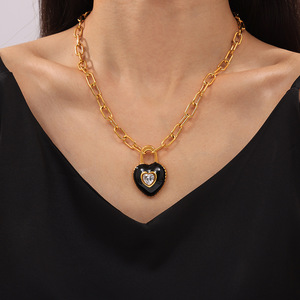 Collana alla Moda in Acciaio Inossidabile Placcato <span class=keywords><strong>Oro</strong></span> 18k con Ciondolo a Cuore Smaltato per Donne - Product Image 1