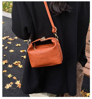 Nouveau Sac à Main Femme Hiver 2026 Couleur Unie Imperméable Grande Capacité |   Sac à bandoulière simple et décontracté |   Mini sac carré