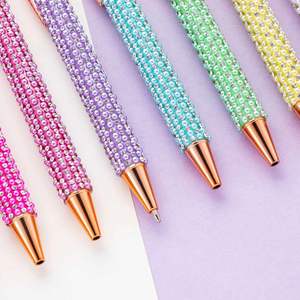 Stylos à bille en métal multicolores, mignons, avec perles et motifs cœurs, pour étudiants, vente en gros, parfaits comme cadeaux publicitaires - Product Image 3