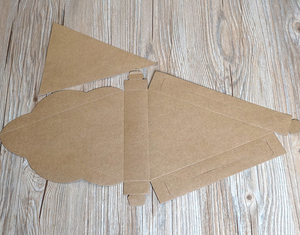 Boîte triangulaire en carton kraft jaune écologique de qualité alimentaire, emballage de crêpes, <span class=keywords><strong>pizza</strong></span>, tranche de gâteau, vente en gros - Product Image 6
