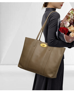Nouveaux sacs à bandoulière de créateurs de mode, sacs à main en cuir véritable de haute qualité, sacs messager décontractés, sacs à main et pochettes pour femmes - Product Image 6