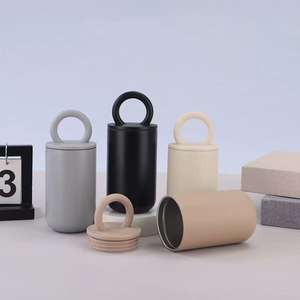 Bouteille d'eau isolée en acier inoxydable circulaire simple et créative, parfaite pour les voyages en plein air, transport pratique, tasse à café sous vide - Product Image 5