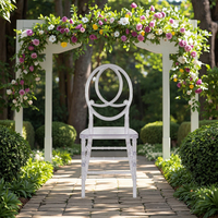Vente en gros de chaises de salle à manger en acrylique transparent Tifany PC en résine empilable Phoenix pour hôtels, banquets, événements en plein air, mariages, fêtes