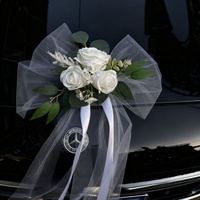 Romantische Europese luxe bruidsauto decoratie kunstmatige pioenroos bloemen buiten eenvoudige montage
