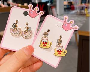 Vente en gros de <span class=keywords><strong>boucles</strong></span> <span class=keywords><strong>d</strong></span>'<span class=keywords><strong>oreilles</strong></span> <span class=keywords><strong>pendantes</strong></span> dessin animé mignon pour enfants étudiants bébé animal clip <span class=keywords><strong>d</strong></span>'oreille <span class=keywords><strong>boucles</strong></span> <span class=keywords><strong>d</strong></span>'<span class=keywords><strong>oreilles</strong></span> indolores <span class=keywords><strong>boucles</strong></span> <span class=keywords><strong>d</strong></span>'<span class=keywords><strong>oreilles</strong></span> petite fille - Product Image 3