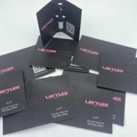 Quantité minimale de commande bas en gros personnalisé 1ml 2ml échantillon verre flacon de parfum bouteille emballage boîte papier carte porte-parfum