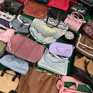 A15 Venta al por mayor <span class=keywords><strong>de</strong></span> <span class=keywords><strong>segunda</strong></span> <span class=keywords><strong>mano</strong></span> Vintage Bolso <span class=keywords><strong>de</strong></span> moda para mujer Bolso usado Elegante bolso <span class=keywords><strong>de</strong></span> señora Bale - Product Image 2