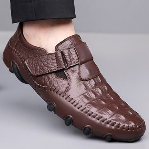 Mocassins en cuir pour hommes, cuir de vachette pleine fleur, motif crocodile, fermeture Velcro, semelle extérieure en caoutchouc antidérapante, talon bas, chaussures décontractées de bureau - Product Image 2