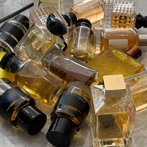 Perfume de Marca de Lujo 2025, Tamaño Regular para Mujer, 100ml 50ml, Sets de Regalo de Fragancias, Spray Original, Venta Directa al por Mayor - Product Image 5