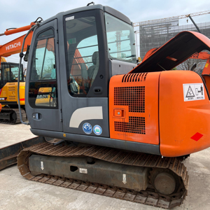 Excavatrice d'occasion HITACHI ZX60 Prix avantageux Excellentes performances Excavatrice d'occasion HITACHI à vendre - Product Image 1