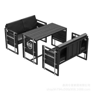 Ensemble table et chaises industrielles en fer pour restaurant, salle à manger, hôtel, café, <span class=keywords><strong>bar</strong></span> à domicile, salon, centre commercial, usage domestique - Mobilier métallique - Product Image 3