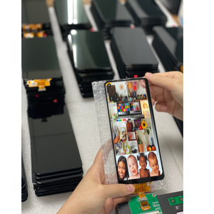 Display OLED In-cell da 6,5 pollici compatibile con <span class=keywords><strong>Redmi</strong></span> Note 14, touchscreen in vetro con cornice, luminosità di 300 cd/<span class=keywords><strong>m</strong></span>² e garanzia di 3 anni - Product Image 5