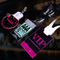Badge lumineux LED rechargeable avec logo personnalisé, télécommandé, pour tour de cou