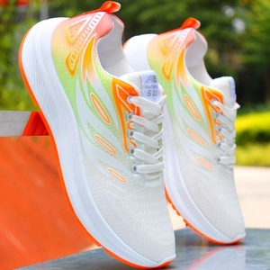 Chaussures de course <span class=keywords><strong>à</strong></span> changement de couleur pour hommes, empeigne en maille dégradée, coussin d'air, semelle en PVC, légères, respirantes, chaussures de mode urbaine - Product Image 3