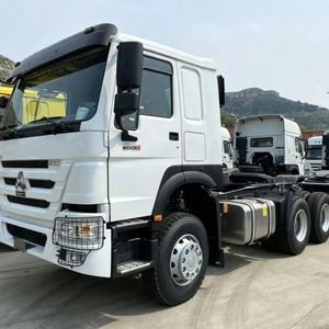 <span class=keywords><strong>Camion</strong></span> <span class=keywords><strong>tracteur</strong></span> Sinotruk Howo 7 6x4 avec moteur Weichai pour le transport de marchandises lourdes et la logistique - Product Image 1