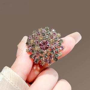 Vintage color cristal diente de león diseño aleación plateado <span class=keywords><strong>YINI</strong></span> XZ015 broche de mujer elegante lujo Pin ramillete traje abrigo - Product Image 2