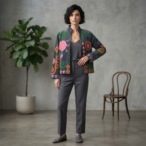 Chaqueta Bordada de Terciopelo Suzani Gris Carbón Hecha a Mano para Mujer, Abrigo Étnico Bohemio Floral, Proveedor Mayorista de Moda Boutique B2 - Product Image 1