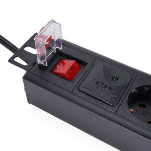 Unidad de Distribución de Energía (PDU) de 16A/32A con Carcasa de Aluminio y Protector Contra Sobretensiones, <span class=keywords><strong>8</strong></span> Tomas, 220-250V, <span class=keywords><strong>19</strong></span>'', 1.5U, Negra, Proveedor de Zhejiang - Product Image 4