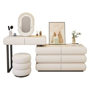 Coiffeuse moderne rose avec miroir LED et piédestal, table de maquillage pour chambre à coucher - Product Image 5