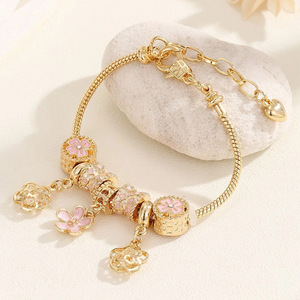 Grazioso braccialetto strass a goccia fiori di olio accessori in metallo e ciondolo a catena di rame <span class=keywords><strong>bracciale</strong></span> di moda regalo per <span class=keywords><strong>ragazza</strong></span> - Product Image 4