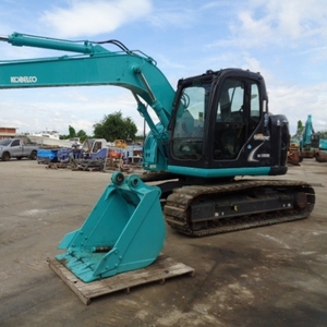 Excavatrice Kobelco SK125SR Engin de terrassement hydraulique sur chenilles d'occasion Équipement lourd Pelle à chenilles Seconde main En stock - Product Image 6