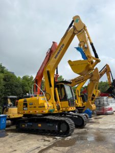 รถขุดตีนตะขาบขนาดกลาง Komatsu PC160 มือสอง เครื่องจักรไฮดรอลิกญี่ปุ่นแท้ สำหรับงานโครงสร้างพื้นฐานในเมือง - Product Image 4