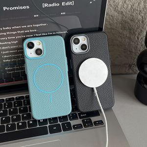 Funda de teléfono negra de carga inalámbrica magnética de cuero PU de lujo para <span class=keywords><strong>iPhone</strong></span> para 17 Pro fundas de teléfono magnéticas de cuero PU de tacto suave - Product Image 3
