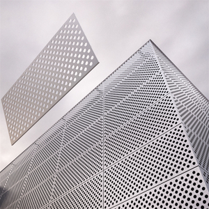 Revêtement de façade en tôle d'aluminium perforée pour la décoration des murs extérieurs des bâtiments avec service de découpe - Product Image 2