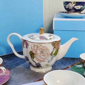 Vente flash : Service à café et à thé en céramique fine de luxe nordique, 9 pièces - Product Image 3