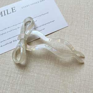 Accessoires pour cheveux : Pince à cheveux en acrylique en forme de nœud de ballet pour femmes et filles, pour la création de chignons, avec un joli nœud en U - Product Image 5