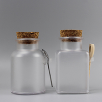 Cuillère en bois personnalisée à oreille unique pour sel de bain en plastique Pot carré rond en plastique PP givré avec bouchon en bois
