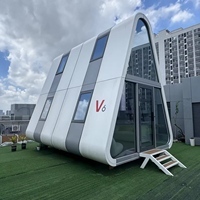 Maison conteneur préfabriquée française à deux étages Capsule spatiale mobile à panneau sandwich en acier pour station de vacances, bureau Capsule spatiale mobile