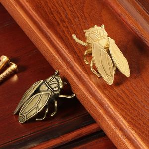 Poignées de meuble en laiton massif motif cigale, poignées de <span class=keywords><strong>porte</strong></span> de chambre, crochets décoratifs muraux pour salon et bureau, leviers silhouettes d'insectes - Product Image 4
