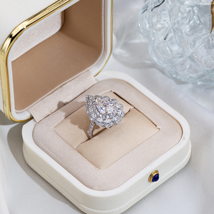 Bague de fiançailles Messi Jewelry MSR-2140 en or 18 carats, forme poire, double halo, diamant de laboratoire pour femme - Product Image 3