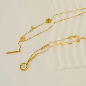 Collar Asimétrico con Letras de Acero Inoxidable 18K para Mujer, Acero de Titanio con Baño de Oro, Joyería Moderna y a la Moda para Regalos - Product Image 3