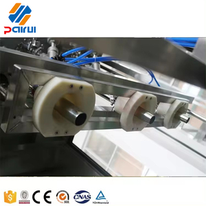Máquina Embotelladora de Agua Industrial de Alta Velocidad QGF-1200, 1200 BPH, Compacta, para Botellas de 5 Galones, Línea Estable para Negocios de Agua a Mediana Escala - Product Image 4