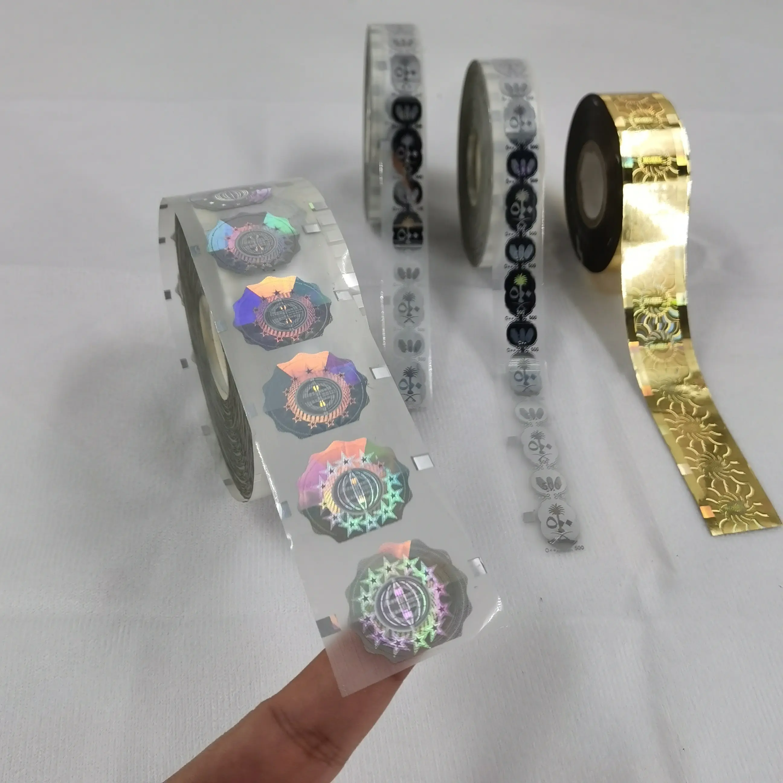 Autocollants holographiques 3D en or, argent, impression personnalisée, sécurité Anti-faux voile, rouleau de Code QR, Logo Transparent