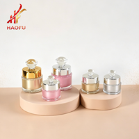 Pots en plastique personnalisés OEM/OED de 5g/10g avec couvercle pour vernis à ongles, huile, crème pour le visage, pot de miel, échantillons cosmétiques et soins de la peau