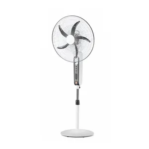 Sıcak satış düşük fiyat taşınabilir elektrikli Fan ev yer vantilatörü uzaktan kumanda ile güneş enerjili Fan