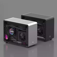 Caja compacta A4 Mini ITX Diseño vertical de volumen de 11L con refrigeración AIO de 240mm y soporte de GPU de triple ranura