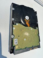 Disque dur interne pour serveur de classe entreprise 8 To SATA HUS728T8TALE6L4 3,5 pouces 7200 tr/min