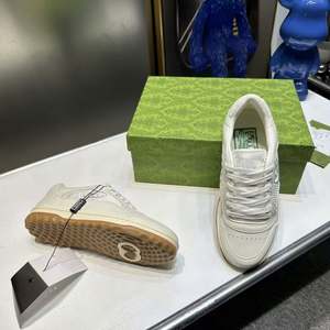 Chaussures décontractées pour femmes à talon épais en PVC, style créateur, vente en gros 2025, et chaussures de sport de luxe pour hommes avec semelle intermédiaire en PVC - Product Image 6