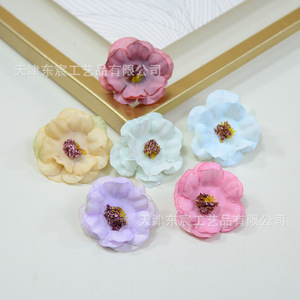 Flores artificiales de jazmín Dongchen Crafts de 3 cm, mini flores de seda multicolor para manualidades, tocados, coronas y decoración del hogar. - Product Image 3