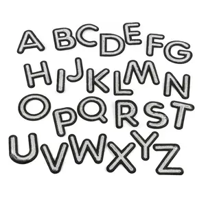 Yeni tasarım custom made gümüş A-Z alfabe pullu mektubu yamalar demir giysi çantası şapka