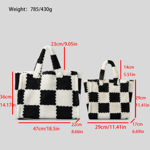 Borsa a Mano Invernale in <span class=keywords><strong>Pelliccia</strong></span> a Quadri Bianco e Nero, Borsa Capiente da Donna <span class=keywords><strong>con</strong></span> Stampa Leopardata, Borsa a Tracolla Singola - Product Image 5